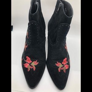 Heidi floral embroidered suede boots